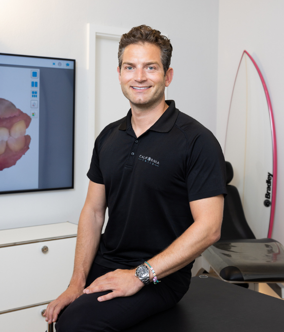 kieferorthopäde maximilian schreiner california smile münchen